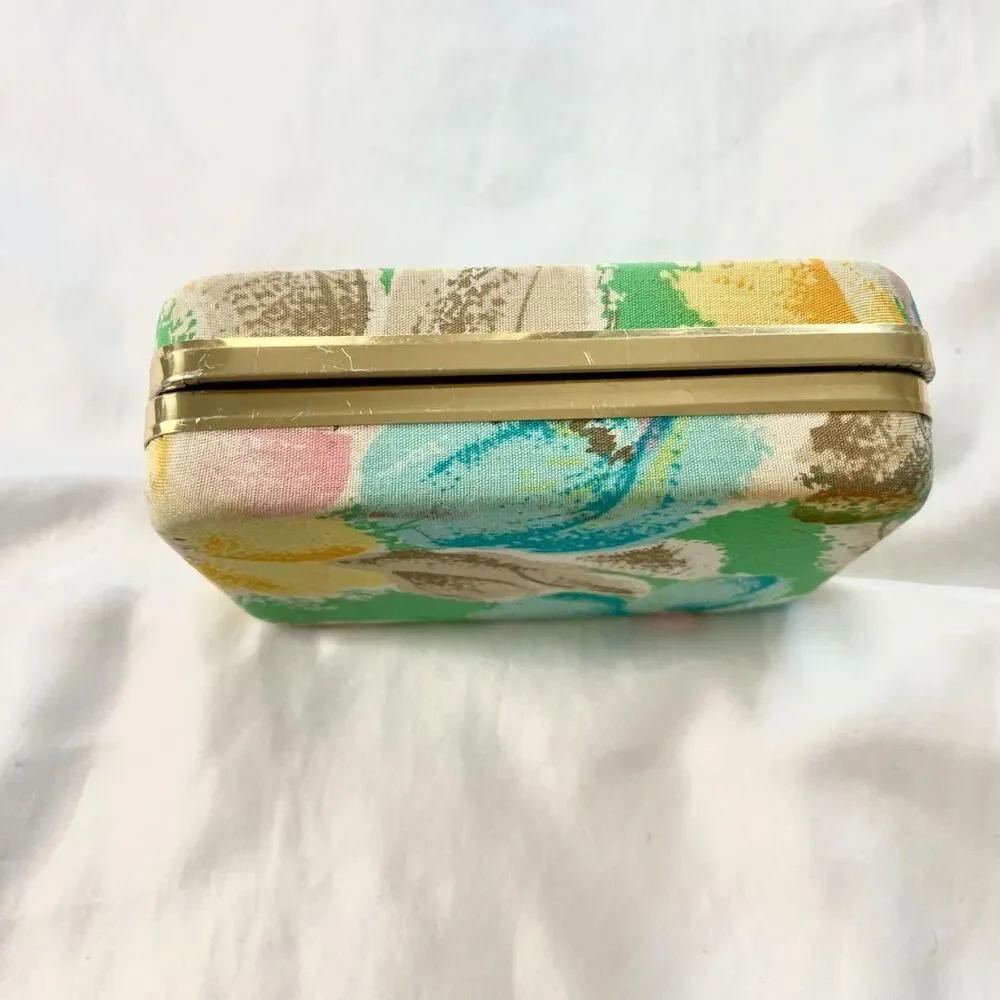 Vintage Gold Floral Tapestry Fabric Mundi hard-shell jewelry box / Vanity